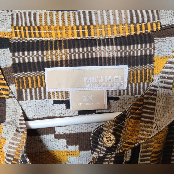 Michael Kors LS 1/2 Button Up Print Blouse EUC - Picture 3 of 7
